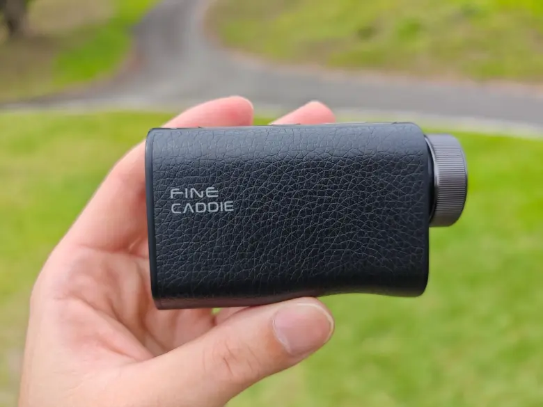 【レビュー】ファインキャディJ9 レーザー距離計|超軽量103gなのに超安定+超高速 2 fine gaddie j9 review 7