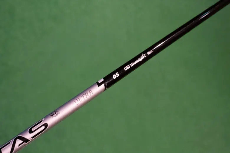 アッタス RX ウルトラブラックのデザイン2