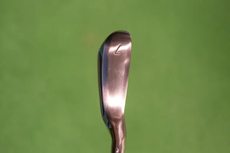 フォーティーン TB-3 FORGED アイアンのソール形状