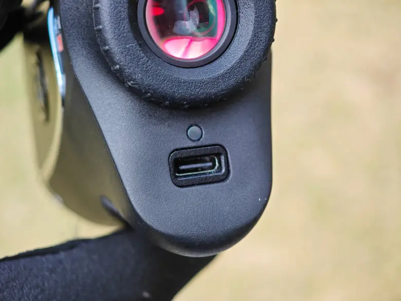 ブッシュネル PRO XM JOLTのUSB-C