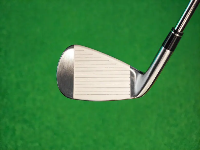 本間ゴルフ TW777 PCB-MAX アイアンのフェースと打感