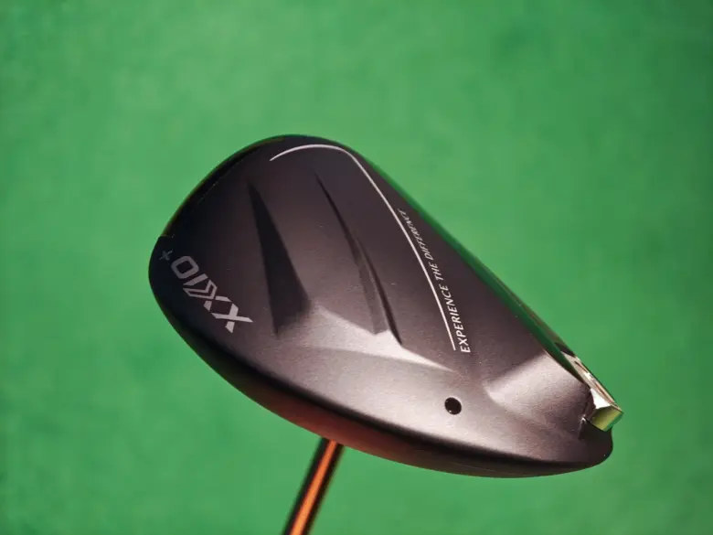 ゼクシオ14プラス ドライバーのアクティブウイング2