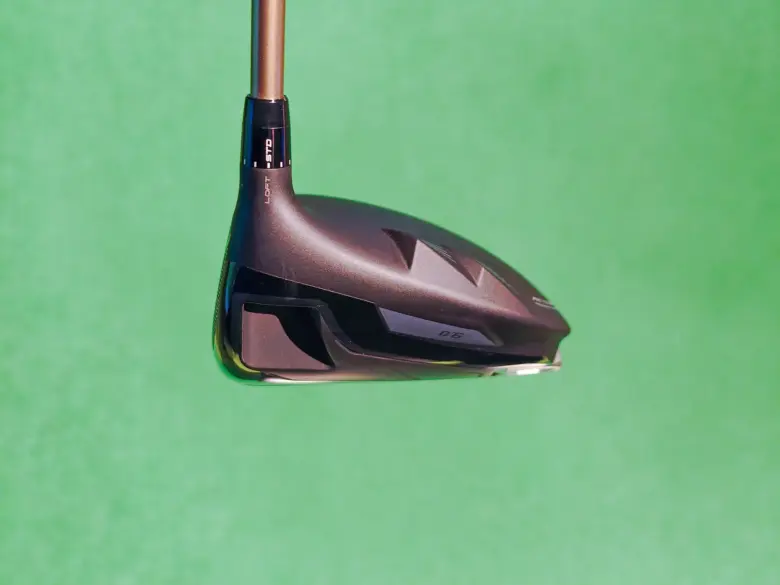 ゼクシオ14プラス ドライバーのヘッド形状横から