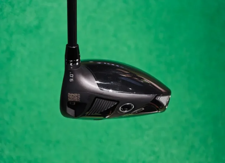 コブラ OPTM LSドライバーのヘッド形状横から