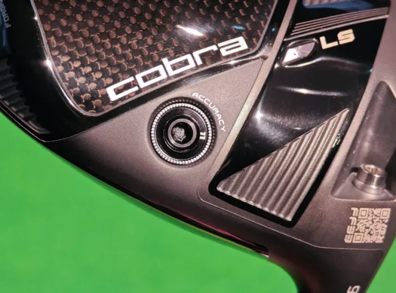 コブラ OPTM LSドライバーの外部ウェイト1