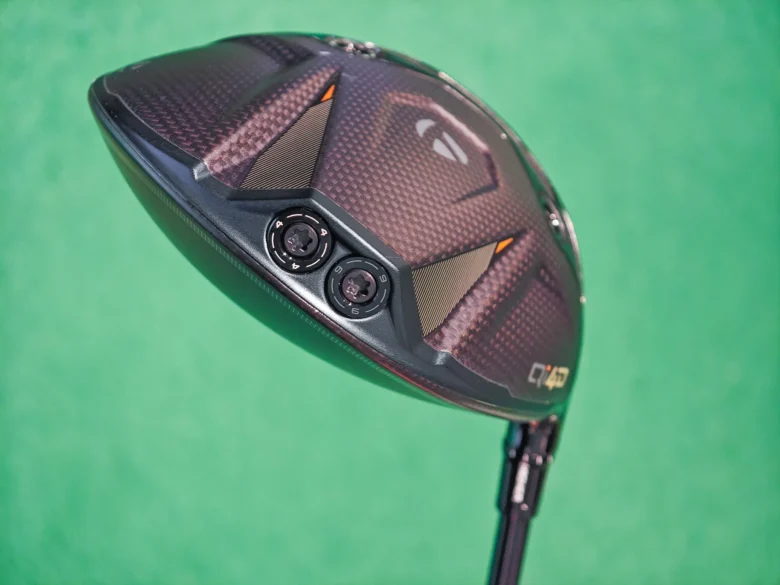 テーラーメイド Qi4D ドライバーのソールウェイト2