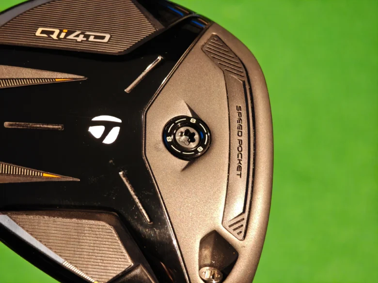 テーラーメイド Qi4D フェアウェイウッドのウェイト