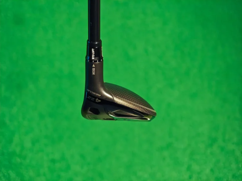 テーラーメイド Qi4D レスキューのヘッド形状横から