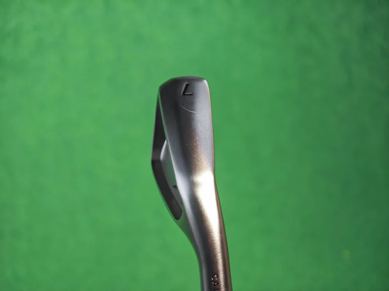 キャロウェイ X-FORGED STARアイアン(2026)のソール形状と幅