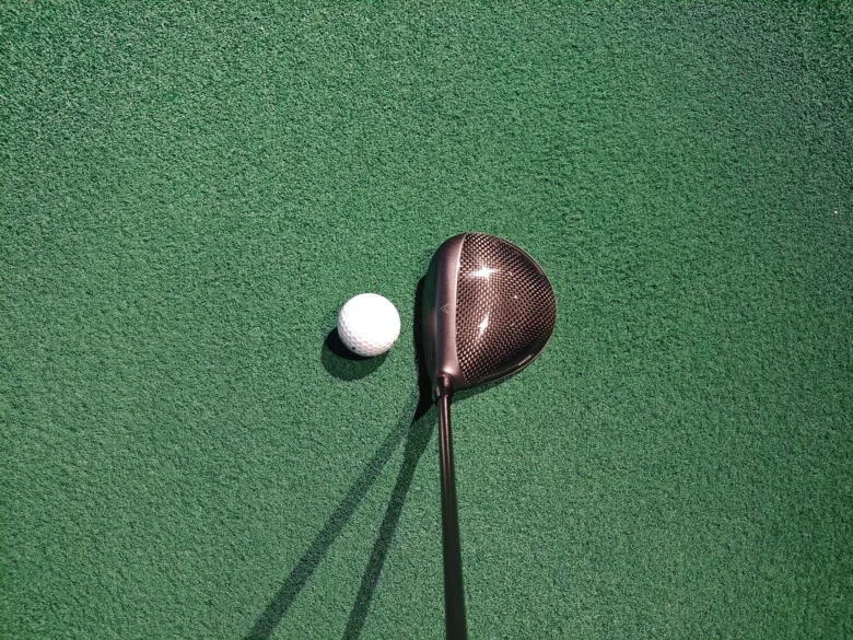 キャロウェイ クアンタム ミニバフィーのヘッド形状3