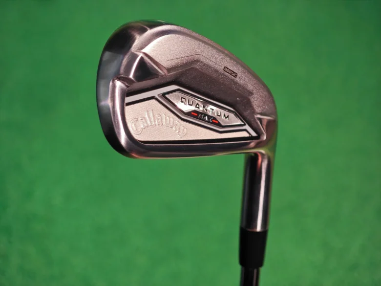 キャロウェイクアンタムMAX アイアンのバックフェースデザイン
