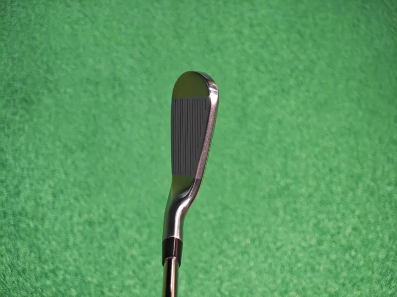キャロウェイクアンタムMAX アイアンのヘッド形状