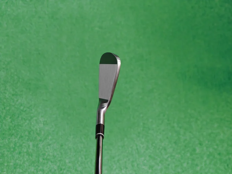 プロギア 02アイアン(2026)のヘッド形状2