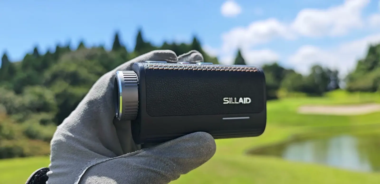 SILLAID VES2をコースで手に持ったところ