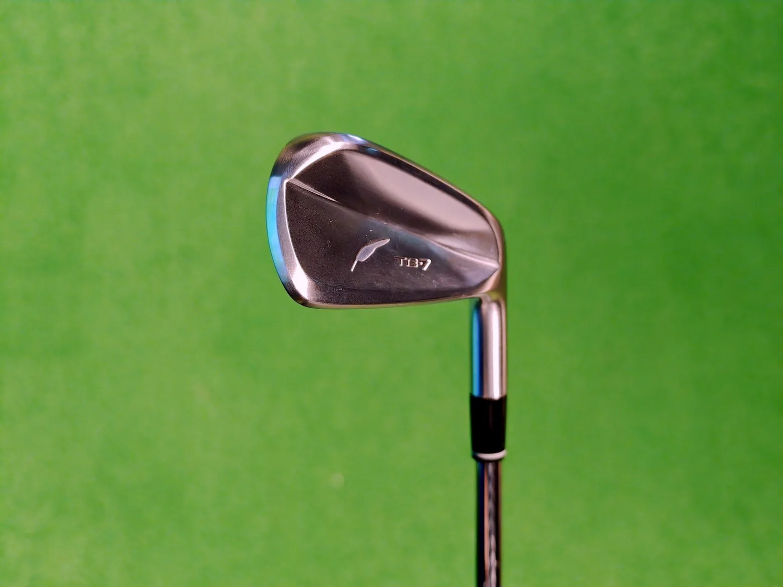 フォーティーン NEW TB-7 FORGED アイアンのバックフェースとネック